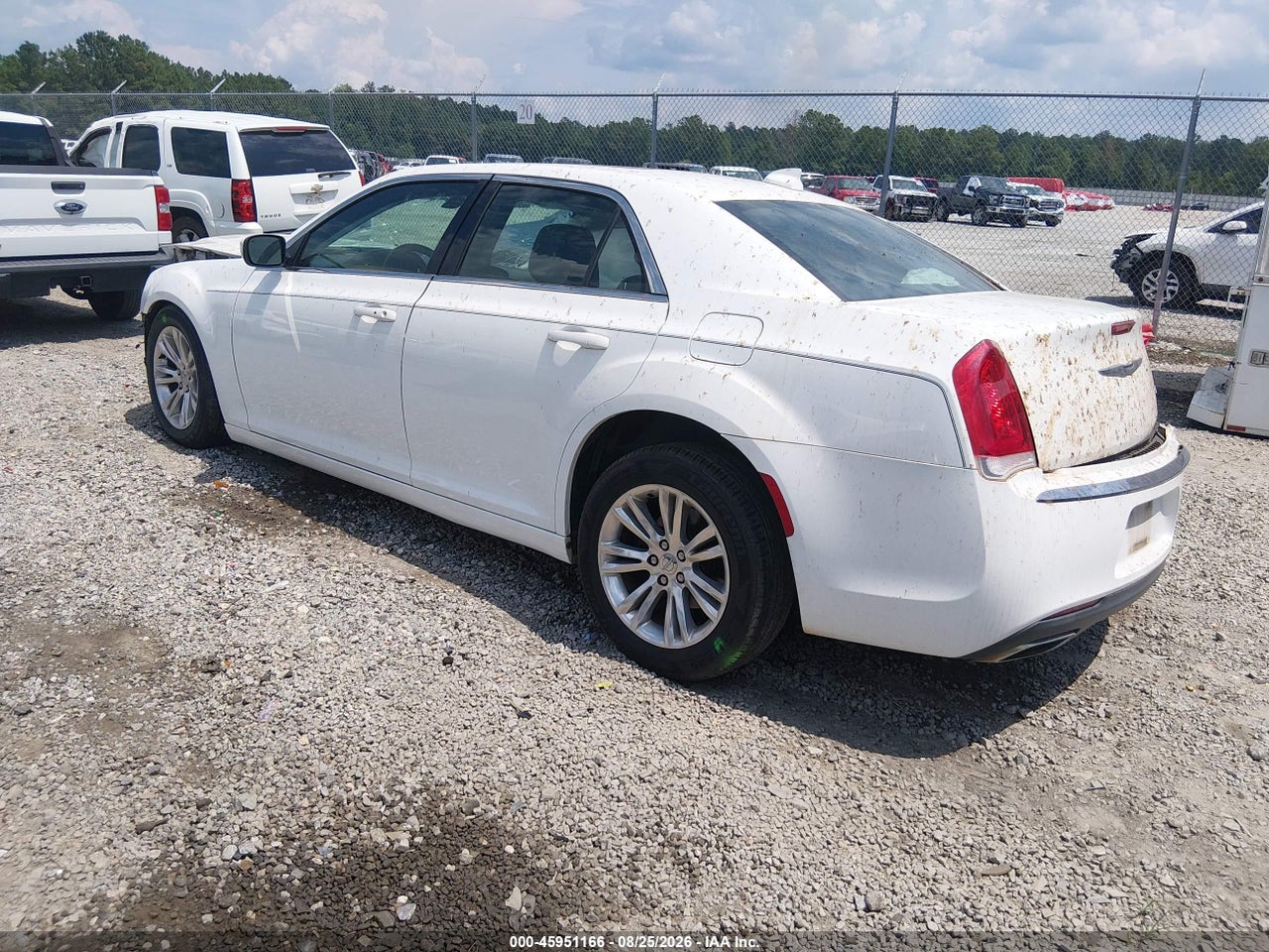 2017 CHRYSLER 300 LIMITED · 3/11