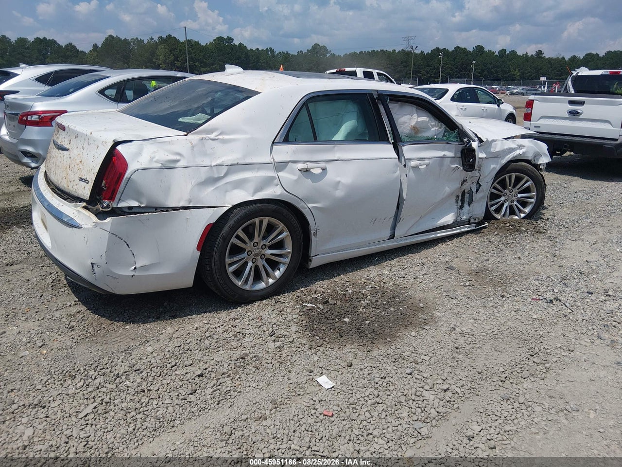 2017 CHRYSLER 300 LIMITED · 4/11