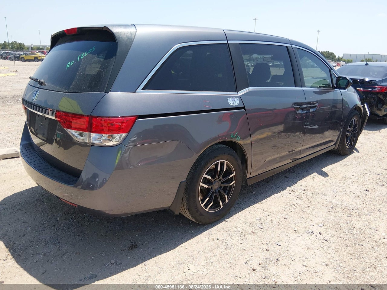 2016 HONDA ODYSSEY LX · 4/11