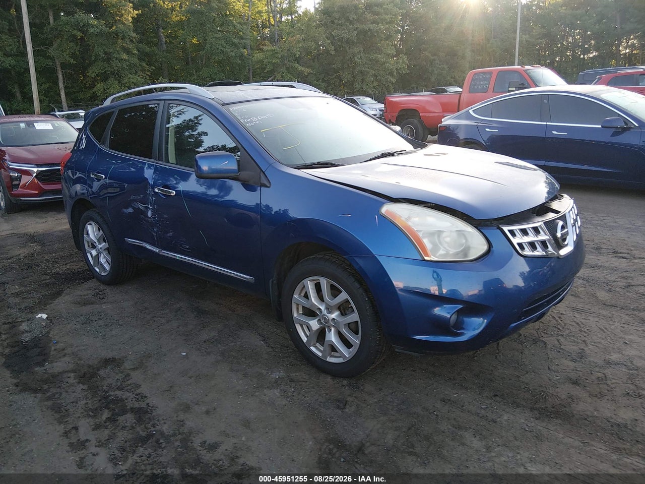 JN8AS5MV7BW****** · 2011 NISSAN ROGUE SV