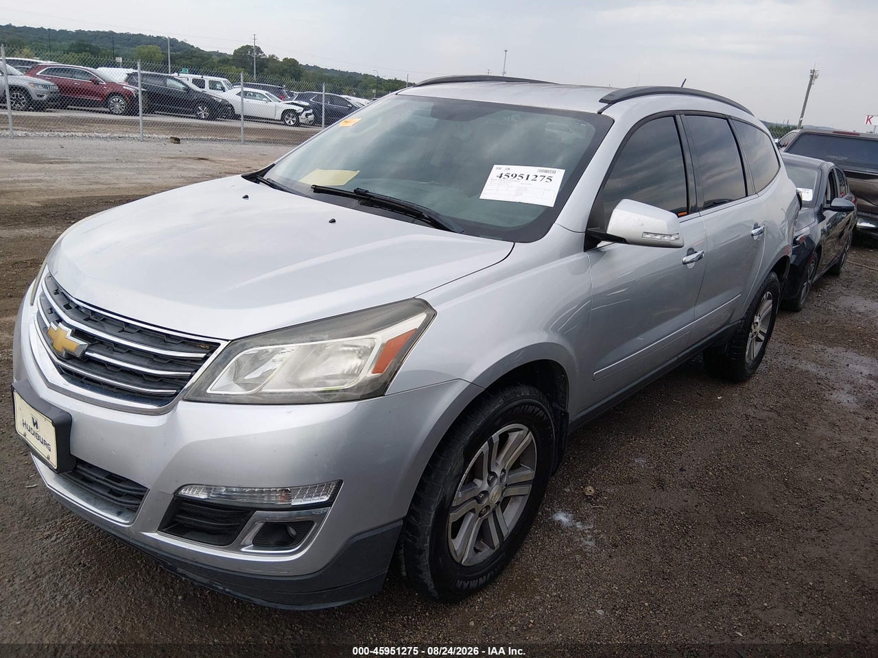 2015 CHEVROLET TRAVERSE LT · 2/11