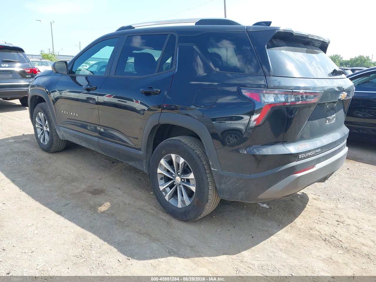 2025 CHEVROLET EQUINOX AWD LT · 3/11