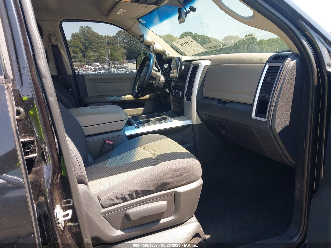 2011 RAM RAM 2500 SLT · 5/11