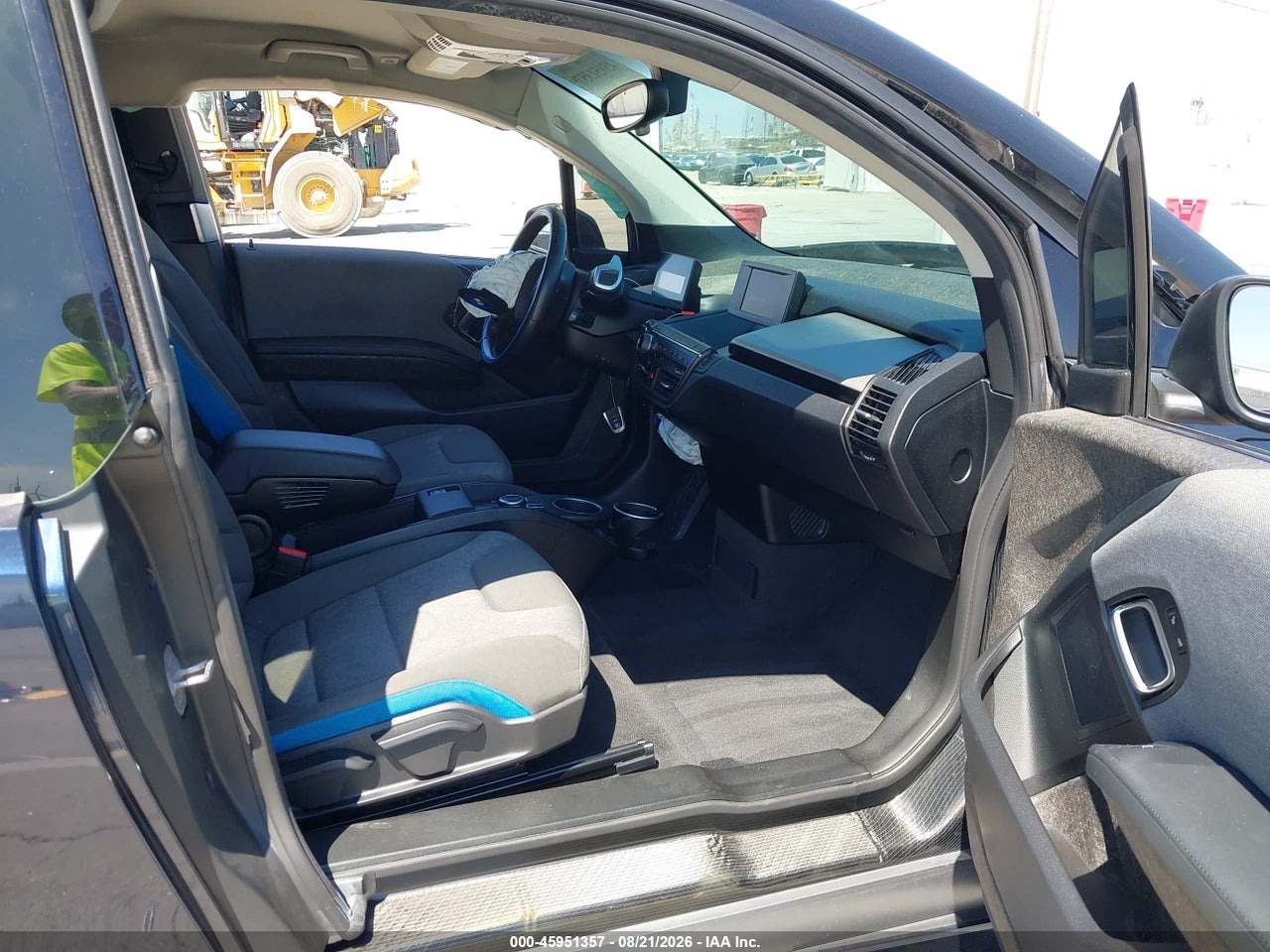 2019 BMW I3 120AH W/RANGE EXTENDER · 5/11