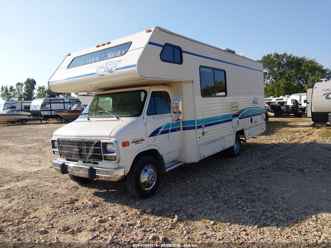 1995 CHEVROLET G30 · 2/4