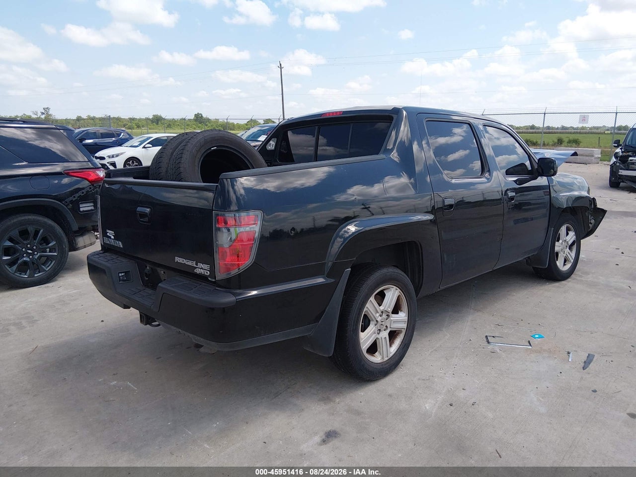 2014 HONDA RIDGELINE RTL · 4/11