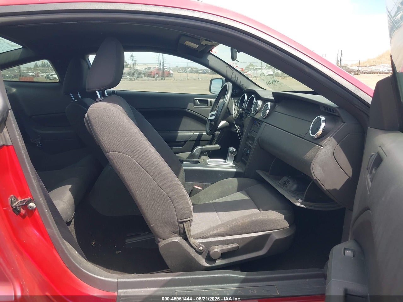 2006 FORD MUSTANG V6 · 5/11