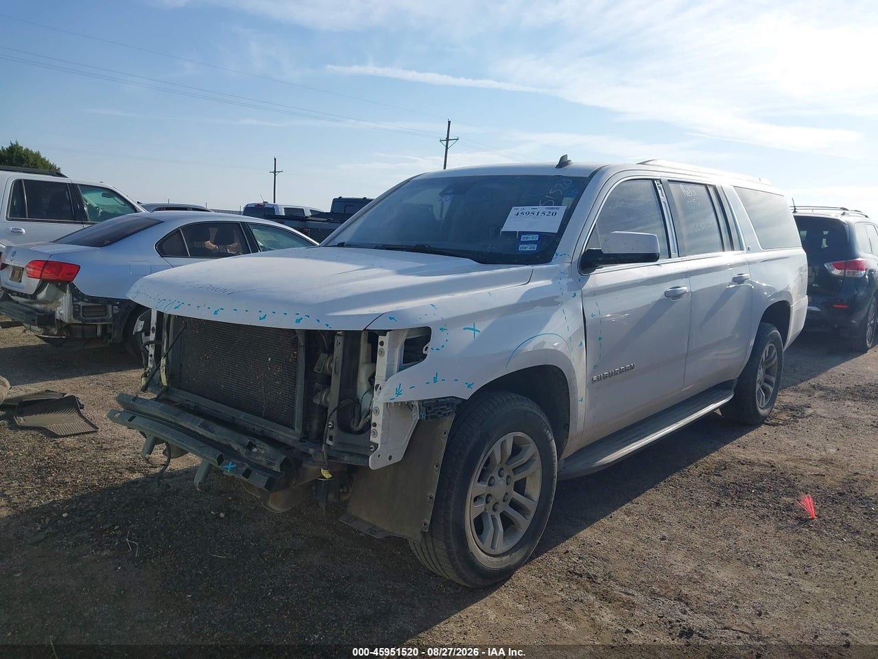 2015 CHEVROLET SUBURBAN LT · 2/11