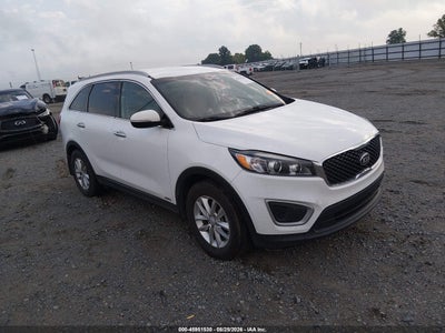 5XYPGDA35JG****** · 2018 KIA SORENTO 2.4L LX