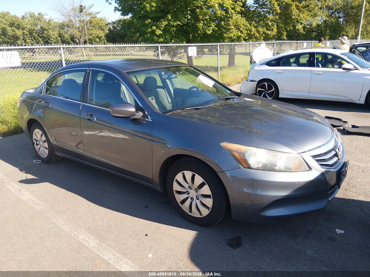 1HGCP2F30BA****** · 2011 HONDA ACCORD 2.4 LX