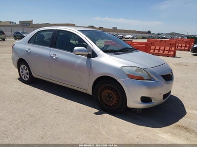 2011 TOYOTA YARIS