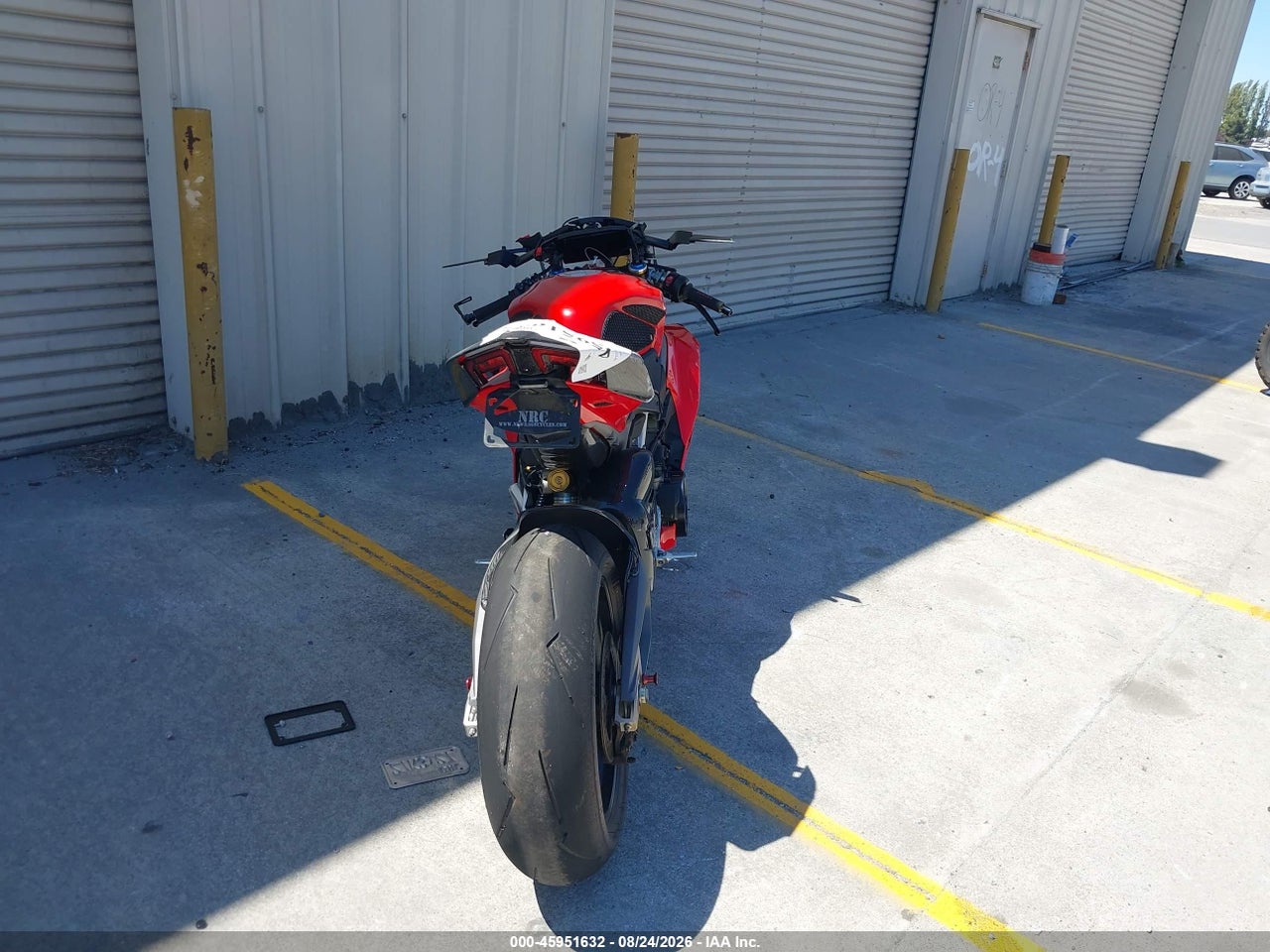 2025 DUCATI PANIGALE V4/V4S · 6/11