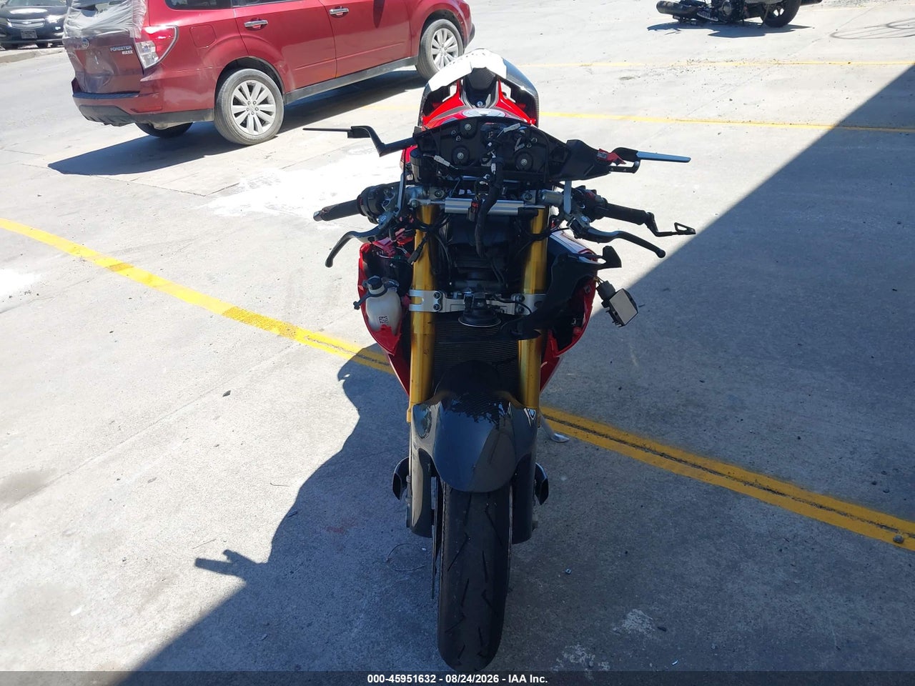 2025 DUCATI PANIGALE V4/V4S · 5/11