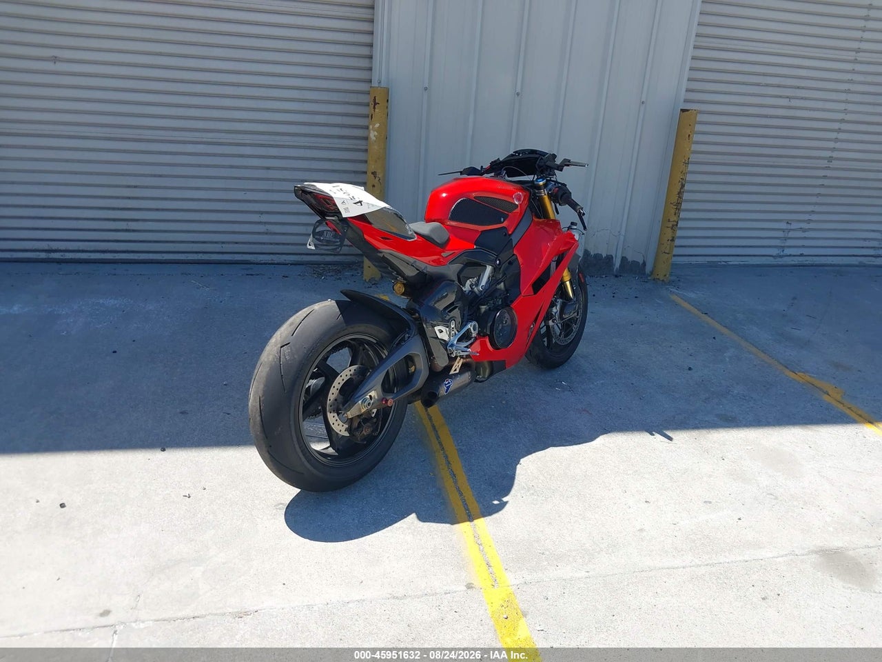 2025 DUCATI PANIGALE V4/V4S · 4/11