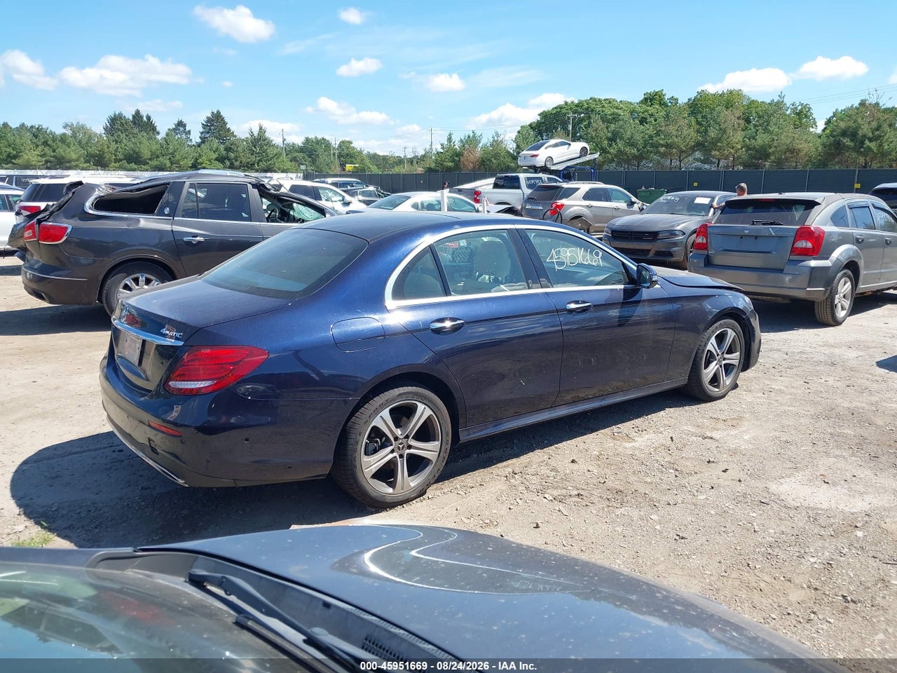 2018 MERCEDES-BENZ E 300 4MATIC · 4/11