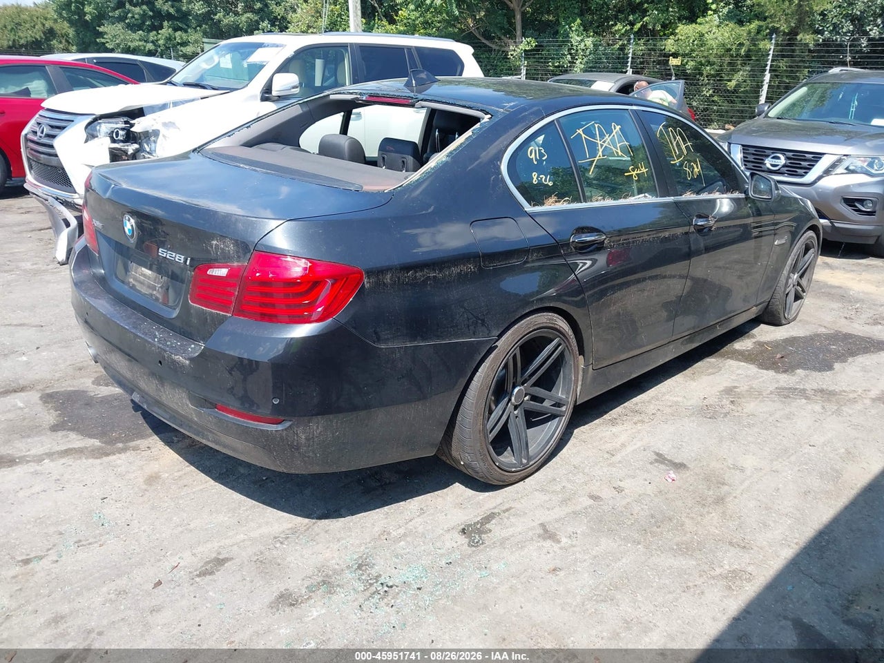 2015 BMW 528I XDRIVE · 4/11