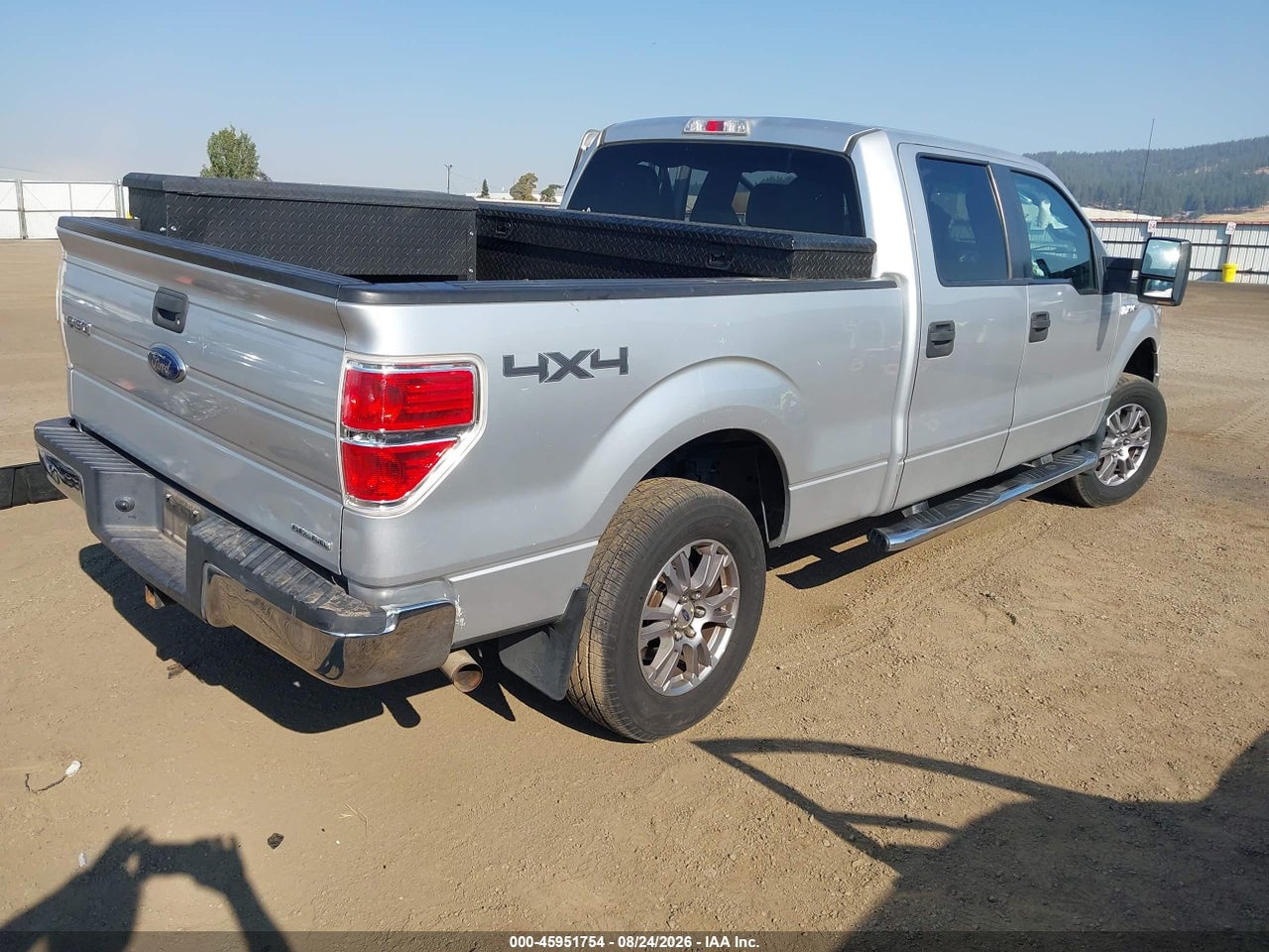 2013 FORD F-150 XLT · 4/11