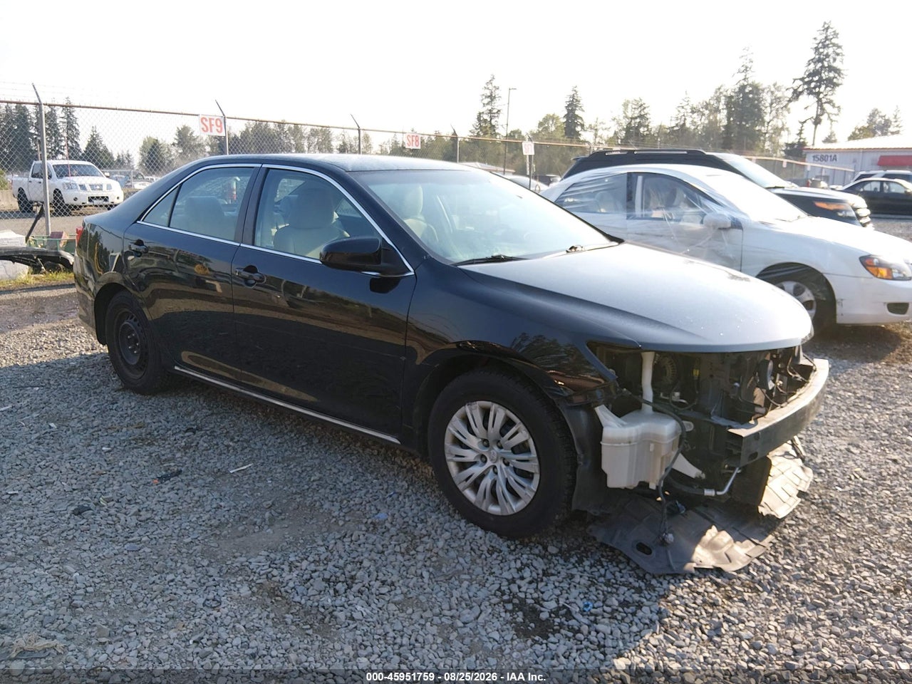 4T4BF1FK1ER****** · 2014 TOYOTA CAMRY LE