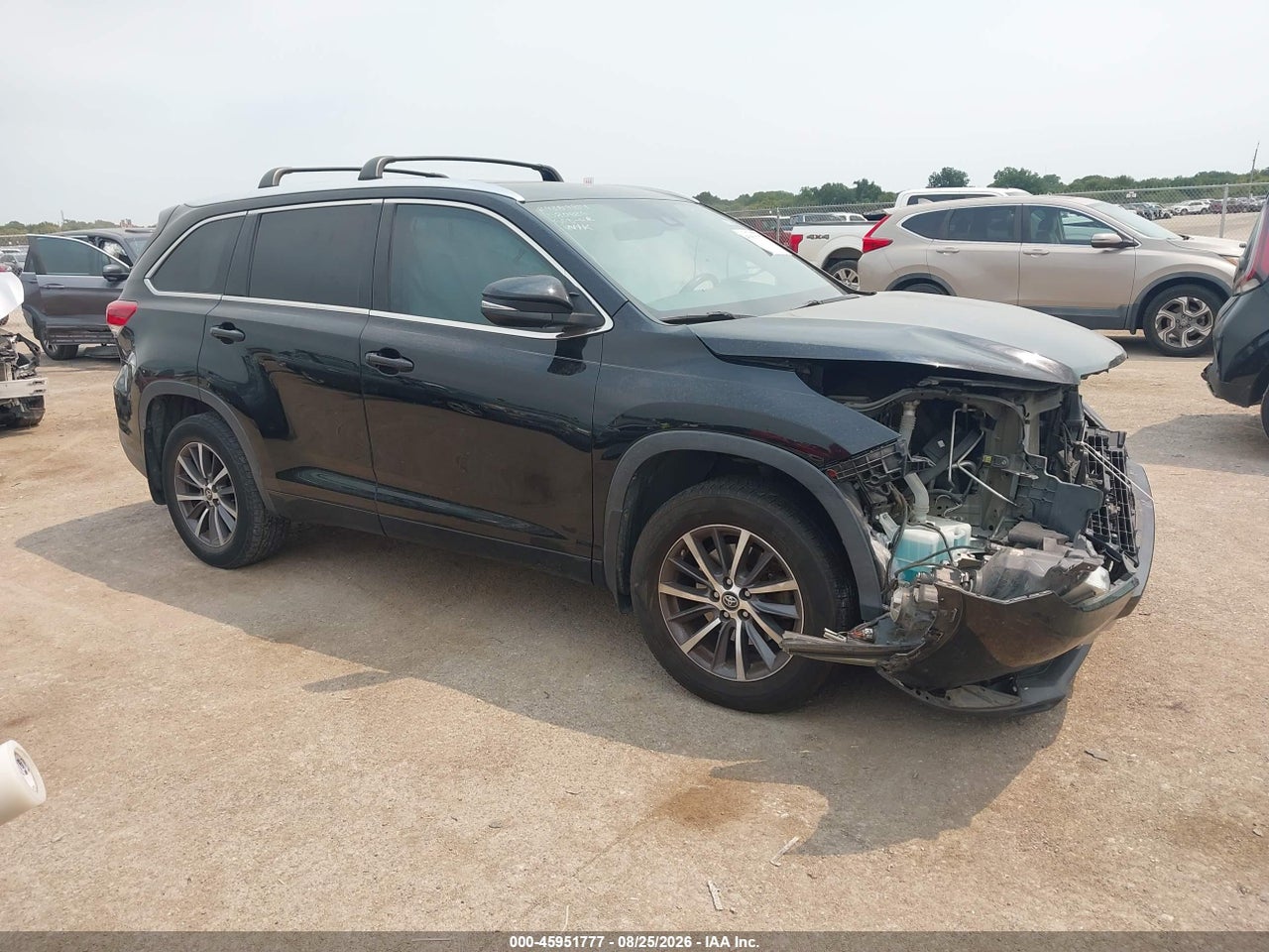 5TDJZRFH6JS****** · 2018 TOYOTA HIGHLANDER XLE