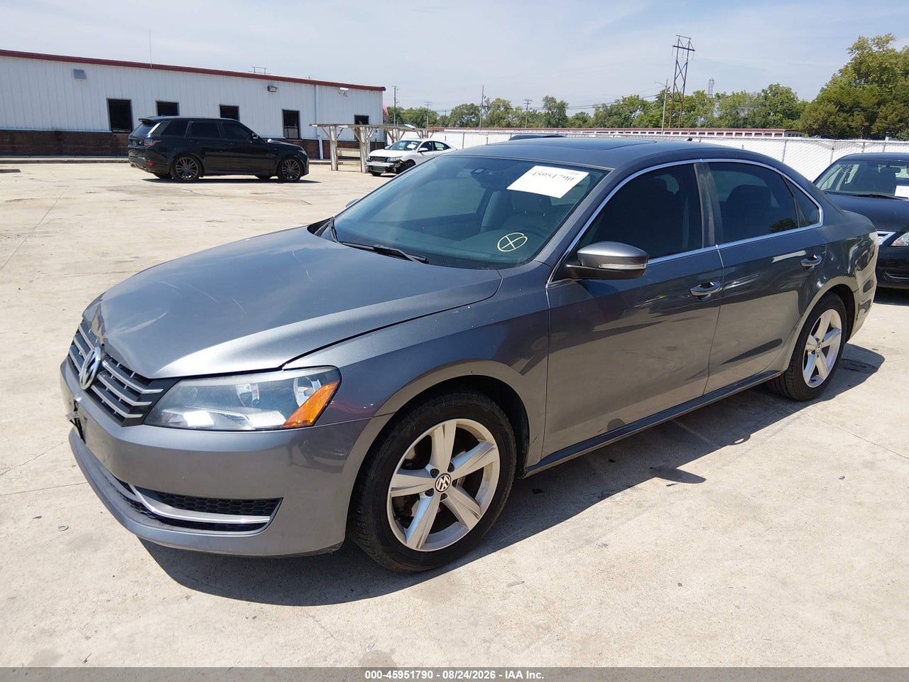 2013 VOLKSWAGEN PASSAT 2.0L TDI SE · 2/11