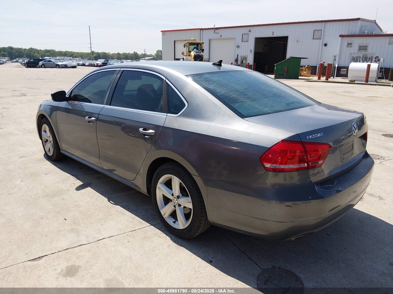 2013 VOLKSWAGEN PASSAT 2.0L TDI SE · 3/11