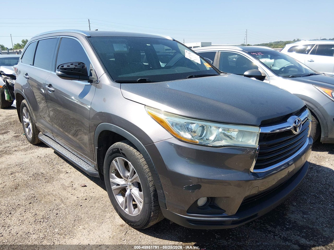 5TDKKRFH3FS****** · 2015 TOYOTA HIGHLANDER XLE V6