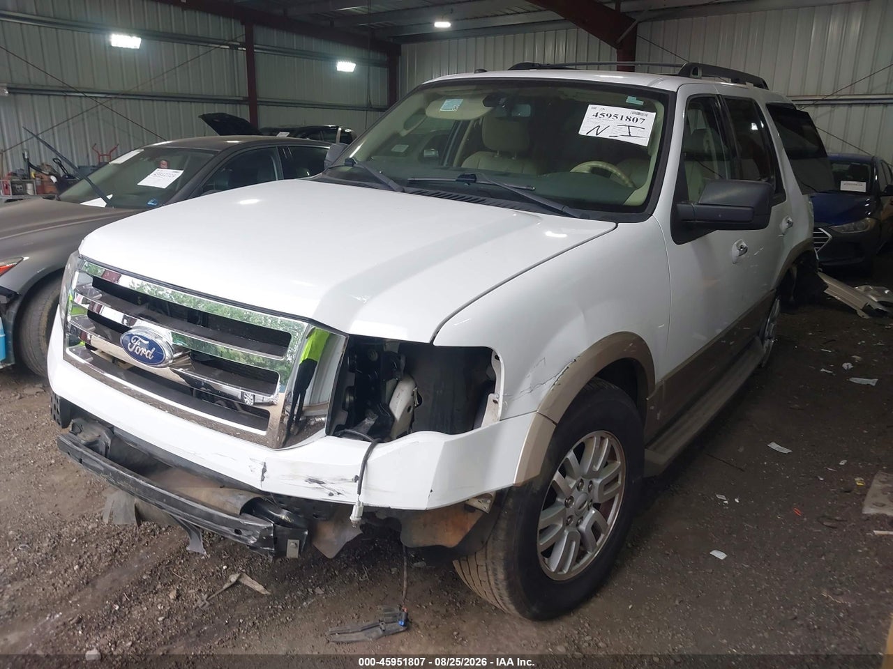 2011 FORD EXPEDITION XLT · 2/11