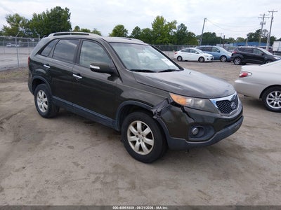 5XYKT3A1XBG****** · 2011 KIA SORENTO LX