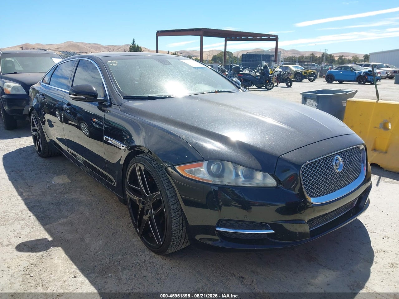 SAJWA2GB9BL****** · 2011 JAGUAR XJ XJL