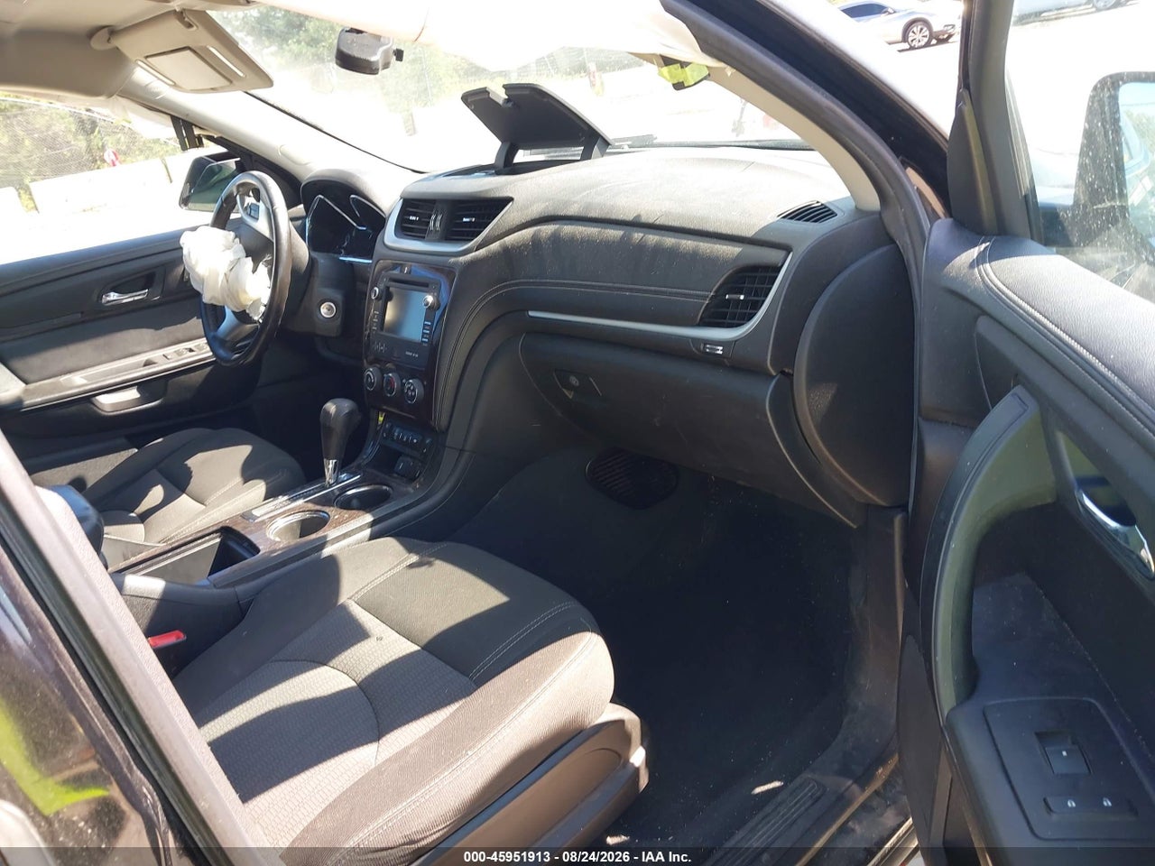 2016 CHEVROLET TRAVERSE 1LT · 5/10