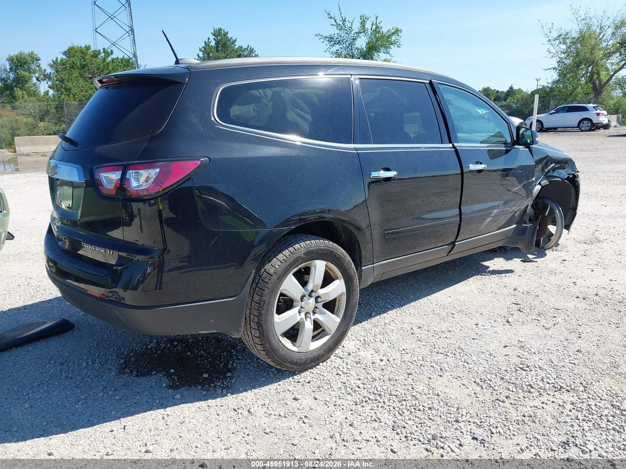 2016 CHEVROLET TRAVERSE 1LT · 4/10