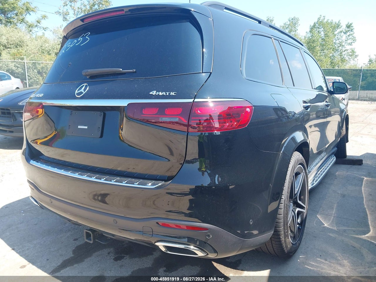 2026 MERCEDES-BENZ GLS 450 4MATIC · 4/11