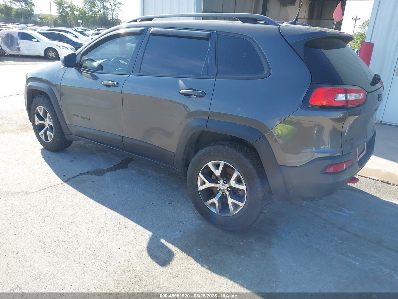 2016 JEEP CHEROKEE TRAILHAWK · 3/11