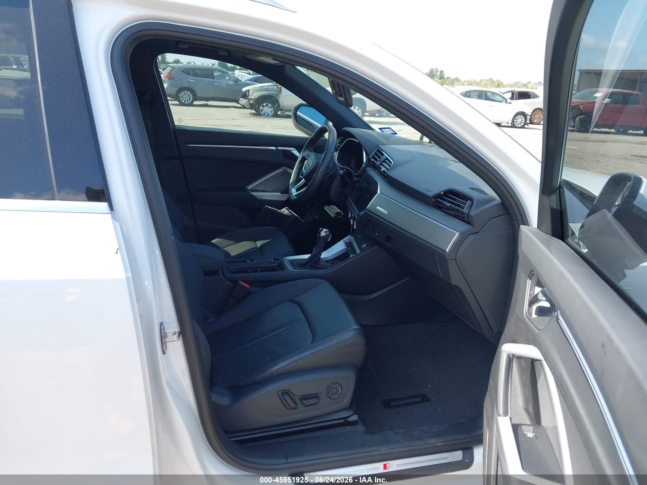 2024 AUDI Q3 PREMIUM PLUS 45 TFSI S LINE QUATTRO TIPTRONIC · 5/11