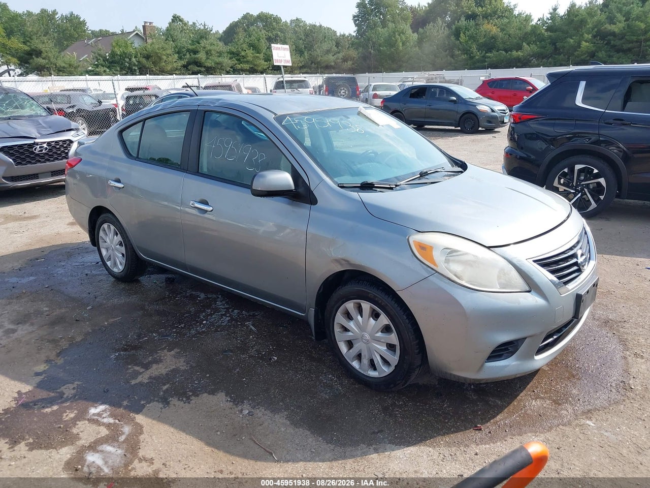 3N1CN7AP4DL****** · 2013 NISSAN VERSA 1.6 SV