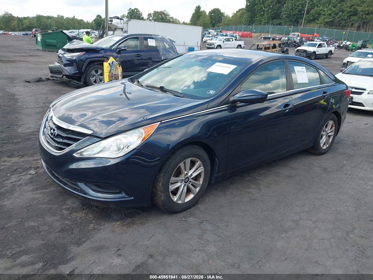 2011 HYUNDAI SONATA GLS · 2/11
