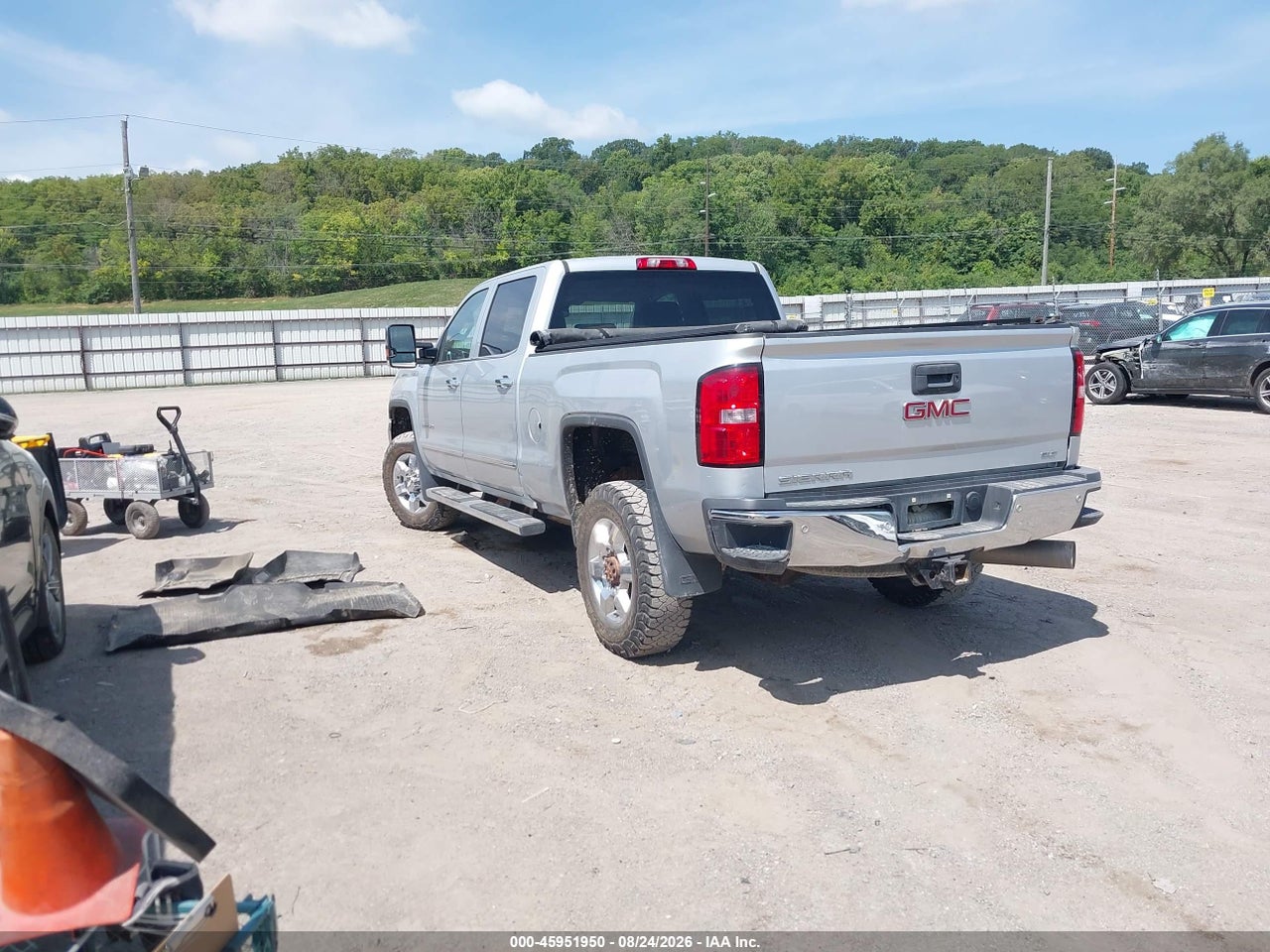 2016 GMC SIERRA 2500HD SLT · 3/11