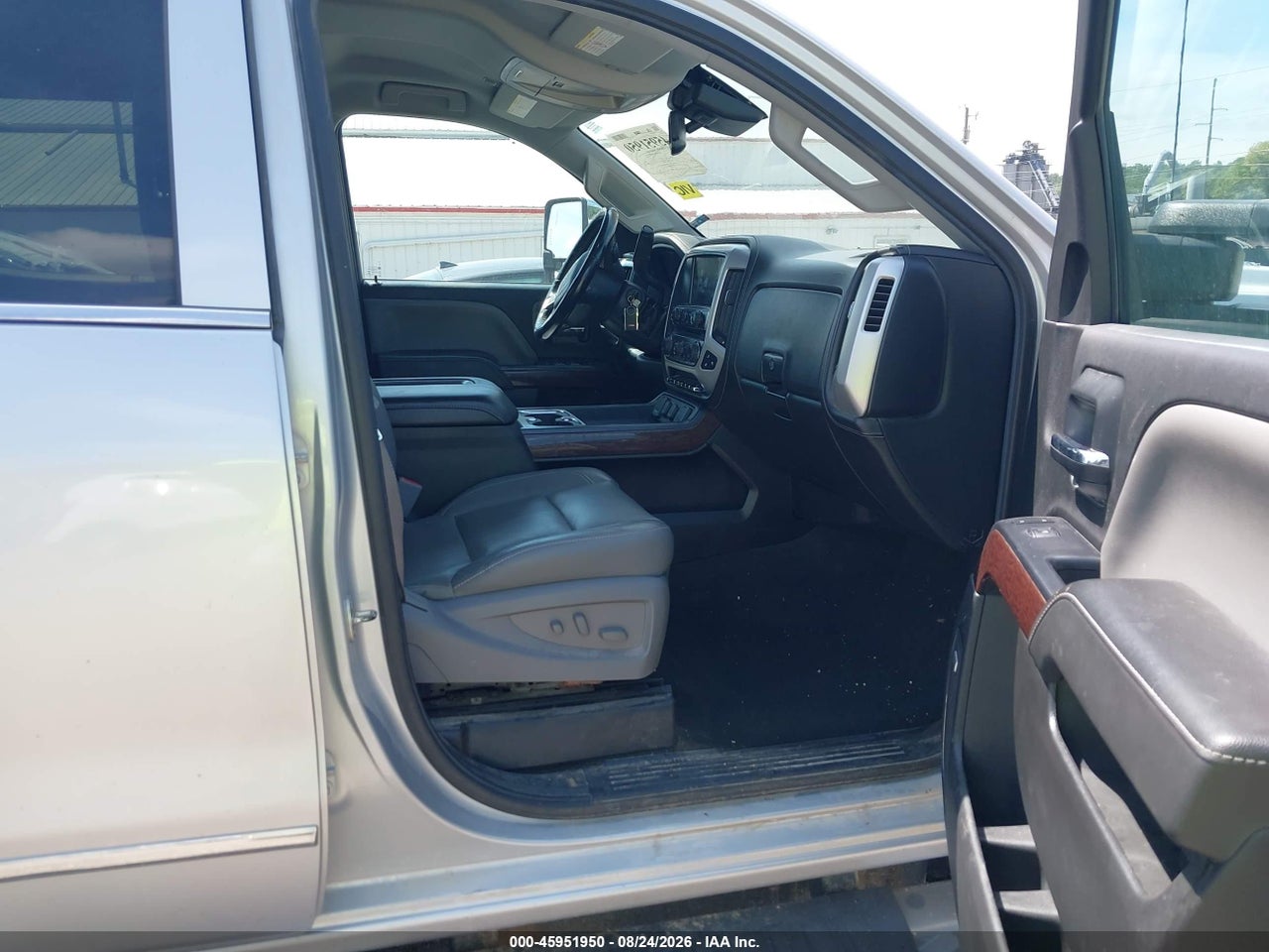 2016 GMC SIERRA 2500HD SLT · 5/11