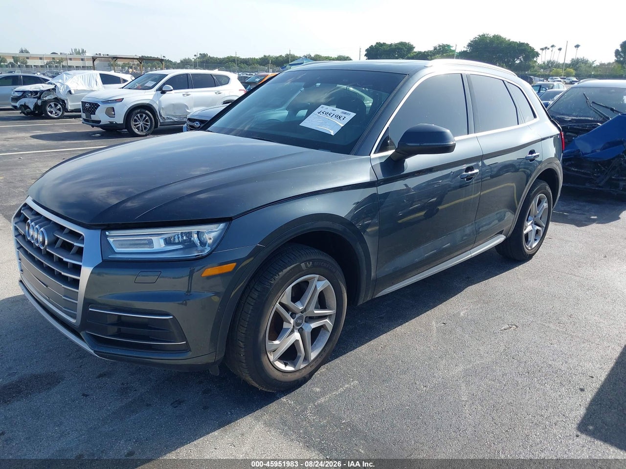 2019 AUDI Q5 45 PREMIUM · 2/11