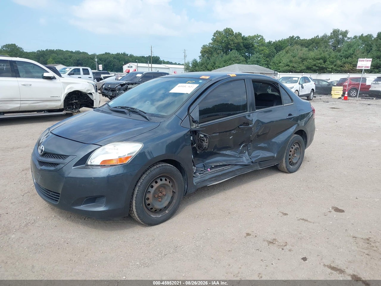 2008 TOYOTA YARIS · 2/11