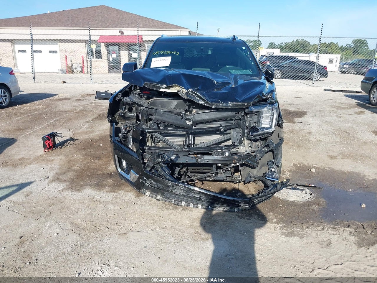 2023 GMC YUKON XL 4WD SLT · 6/11