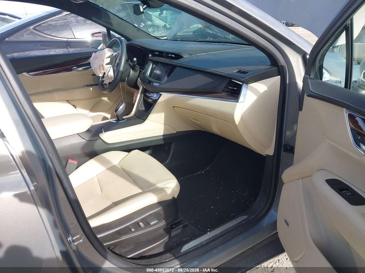 2017 CADILLAC XT5 LUXURY · 5/11