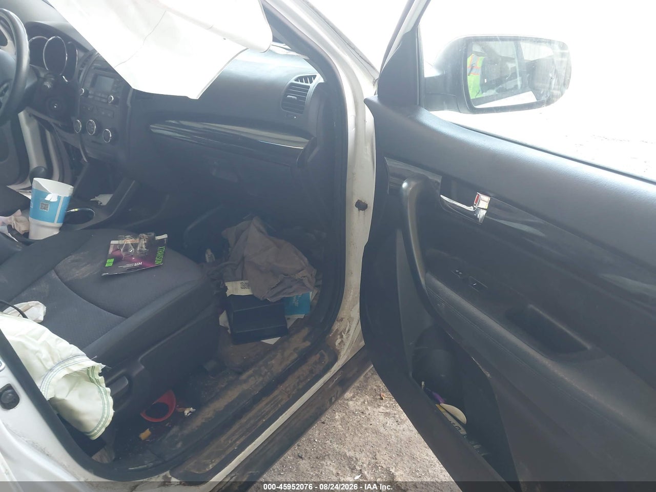 2012 KIA SORENTO LX V6 · 5/11