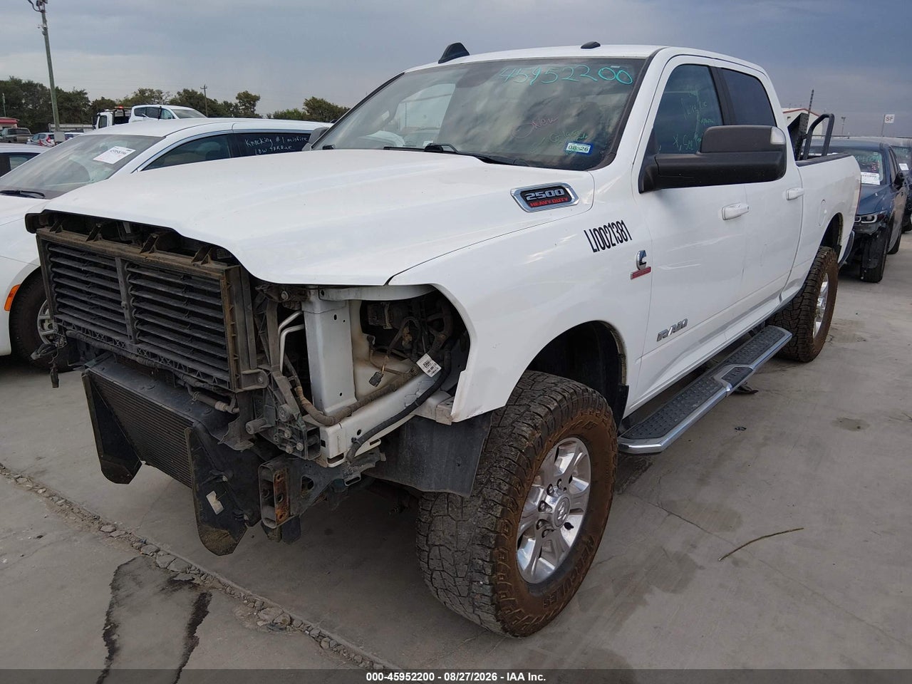2022 RAM 2500 BIG HORN  4X4 6'4 BOX · 2/11