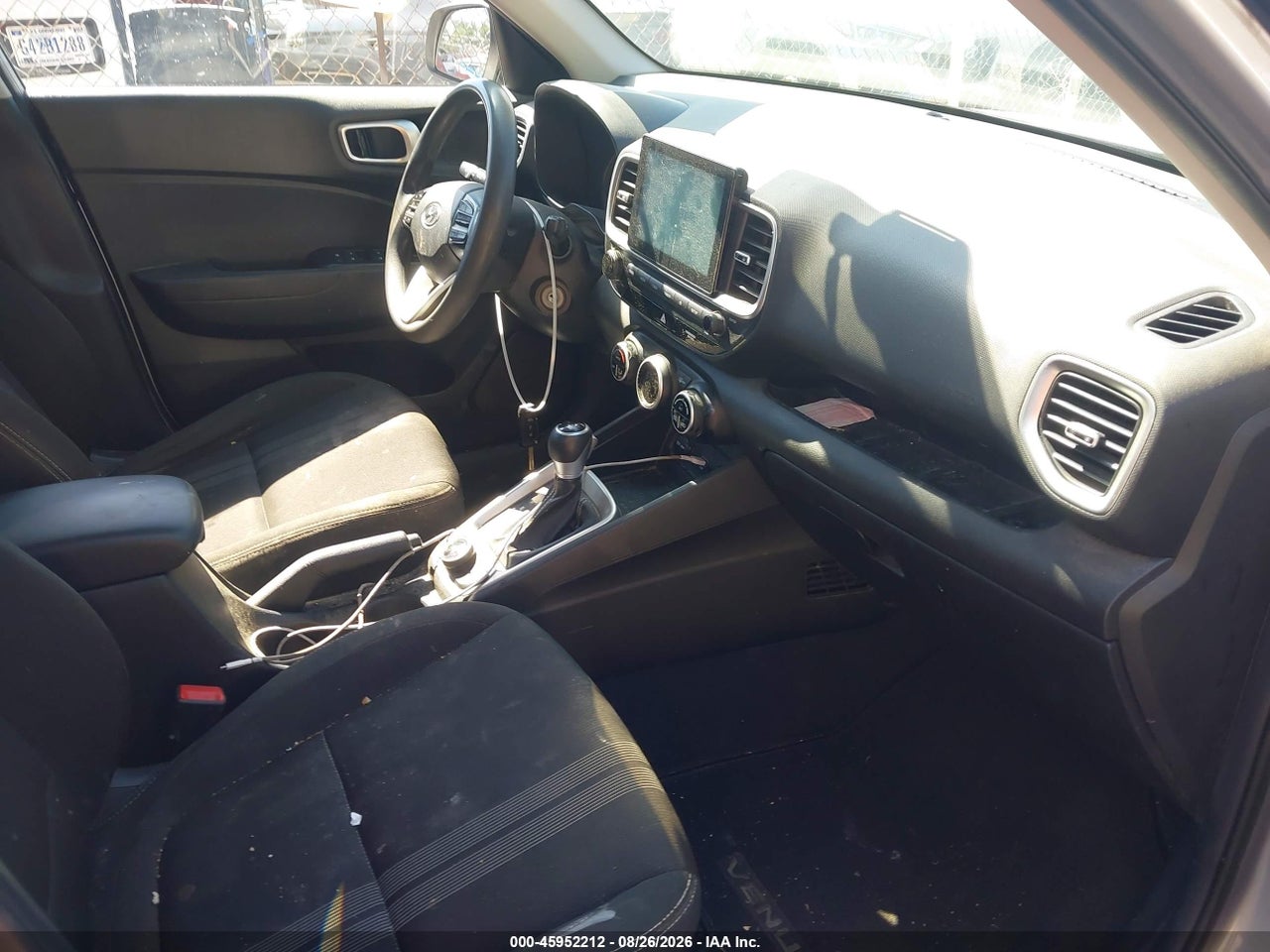 2020 HYUNDAI VENUE SEL · 5/11
