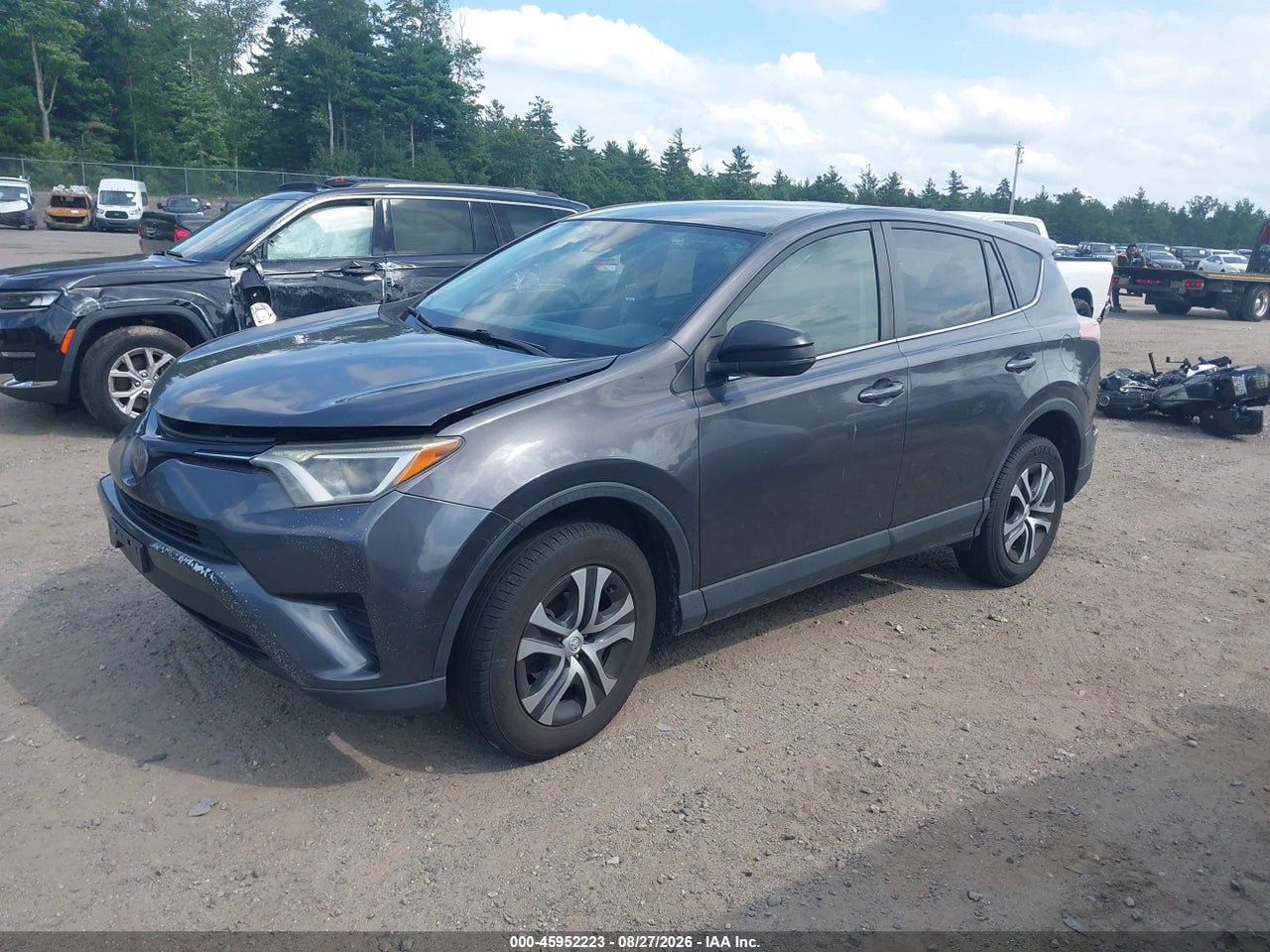 2018 TOYOTA RAV4 LE · 2/10