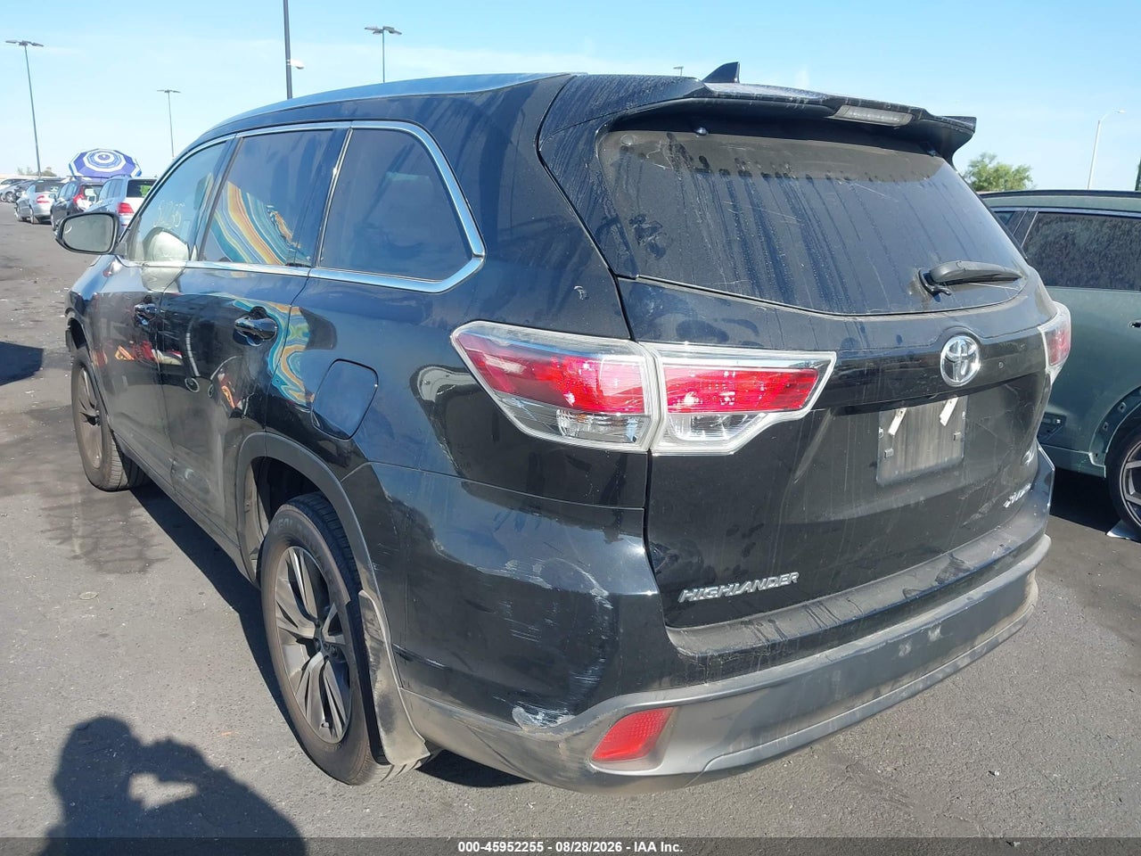 2016 TOYOTA HIGHLANDER XLE V6 · 3/11