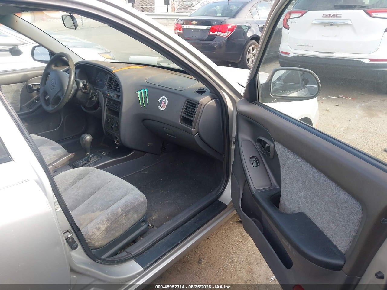 2002 HYUNDAI ELANTRA GLS · 5/11