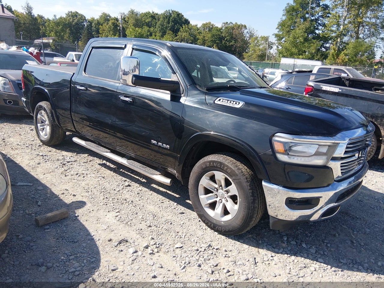 1C6SRFRT5KN****** · 2019 RAM 1500 LARAMIE  4X4 6'4 BOX