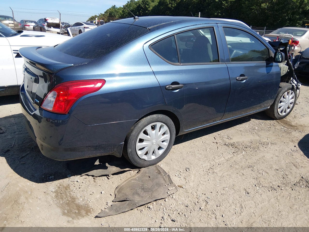 2015 NISSAN VERSA 1.6 S+ · 4/6